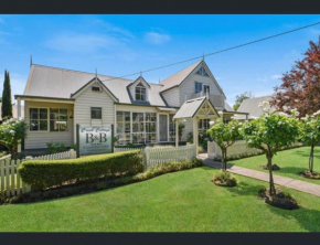 Creek Cottage Bed and Breakfast Traralgon, Traralgon